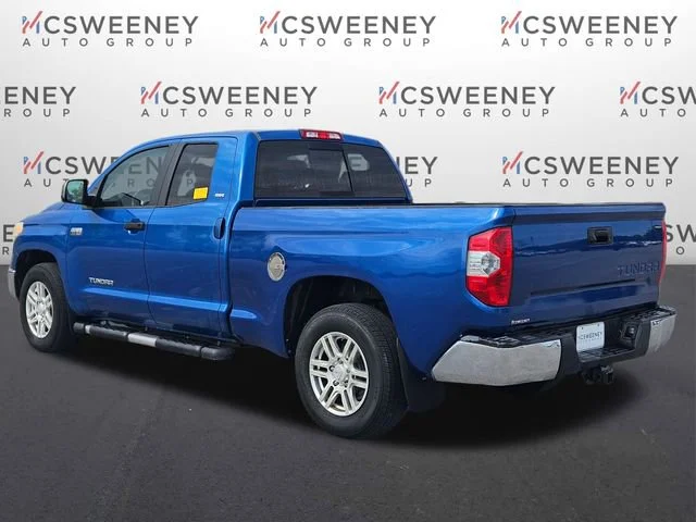 Used 2016 Blue Toyota SR5 image 3