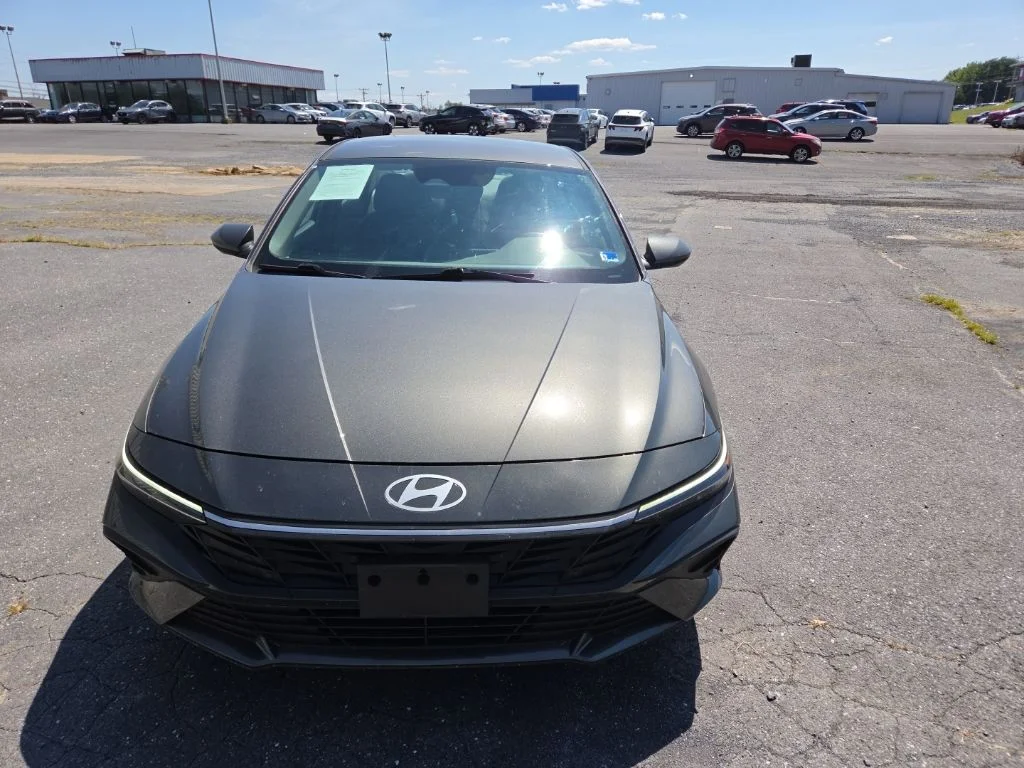Certified Used 2024 Gray Hyundai SEL image 2