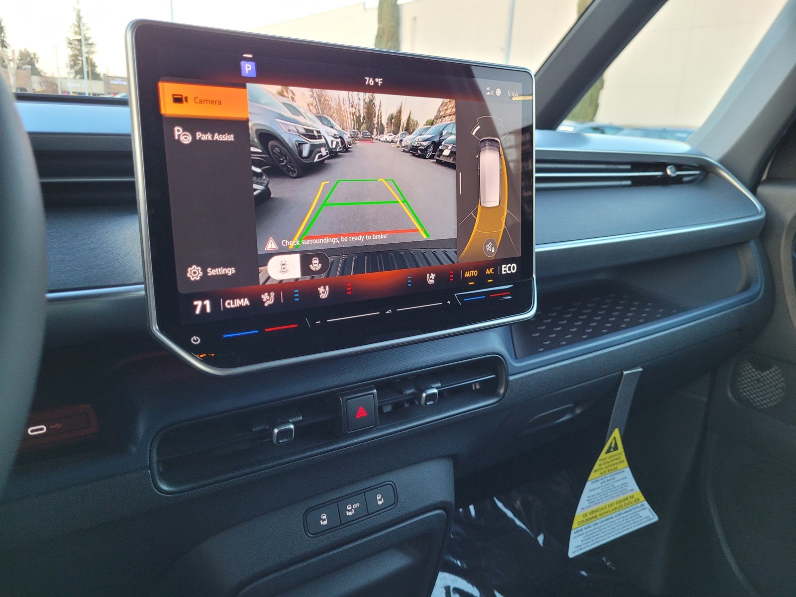 2025 Volkswagen ID. Buzz PRO S - Photo 11