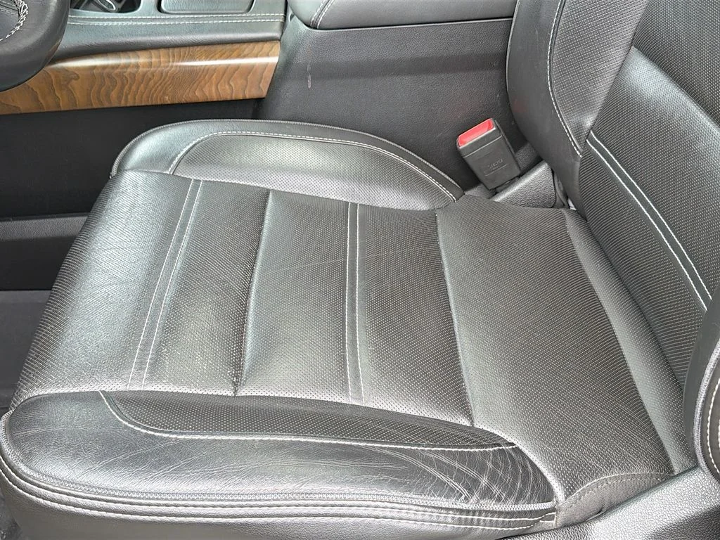 Used 2019 Onyx Black GMC Denali image 20