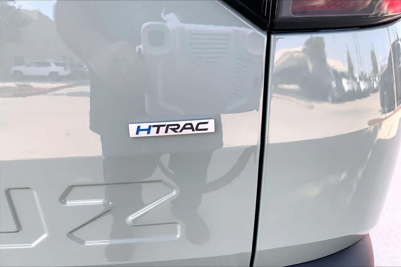 New 2027 Sage Gray Hyundai SE AWD image 15