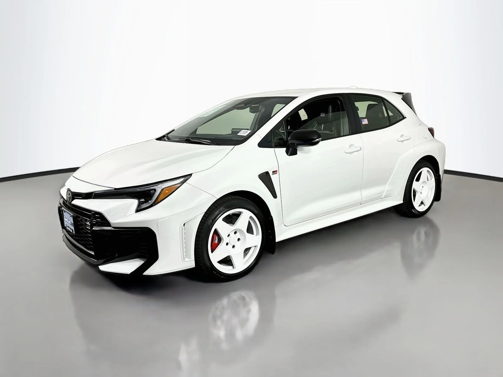 Used 2025 Ice Cap Toyota Premium image 3