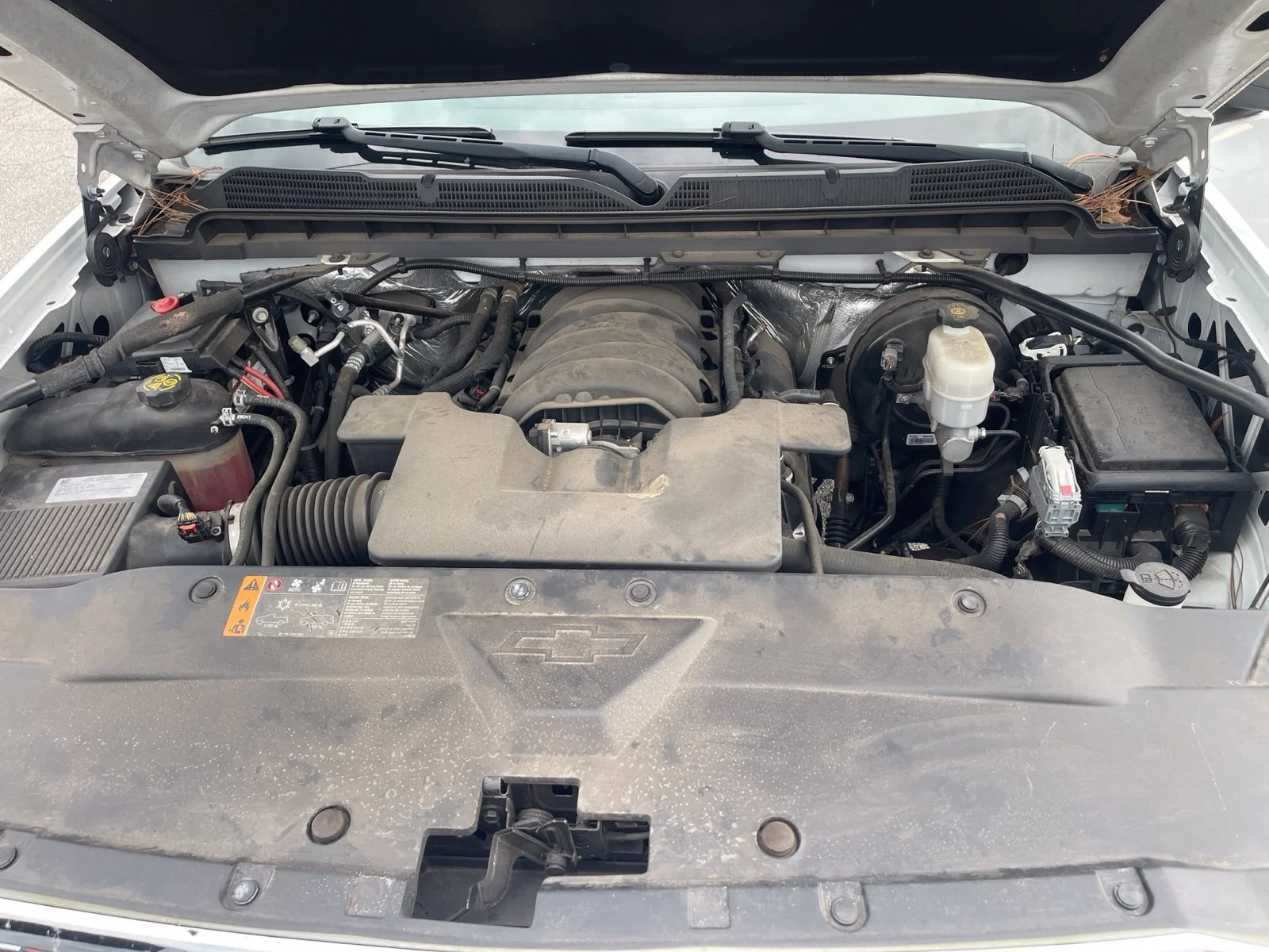 Used 2017 White Chevrolet LT image 27