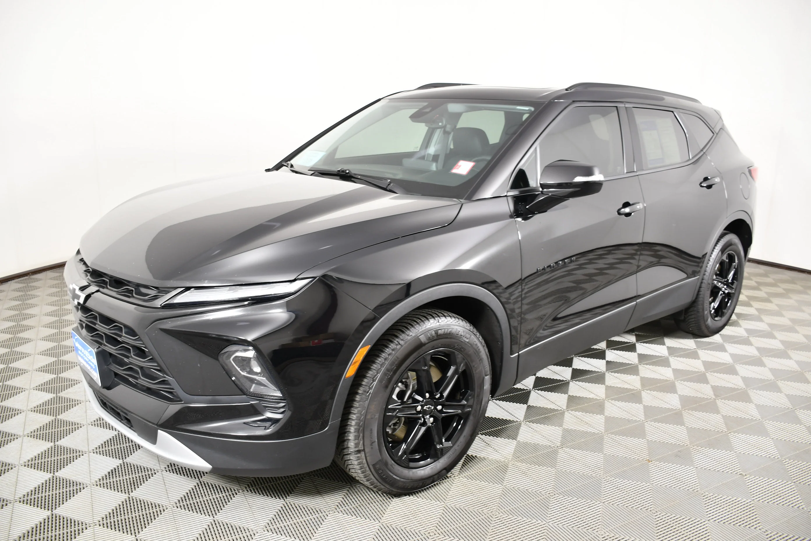 Used 2023 Black Chevrolet LT image 10