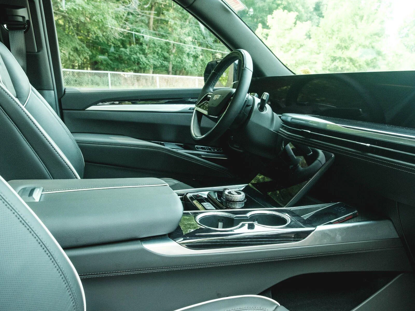2026 Cadillac Escalade Sport - Photo 28