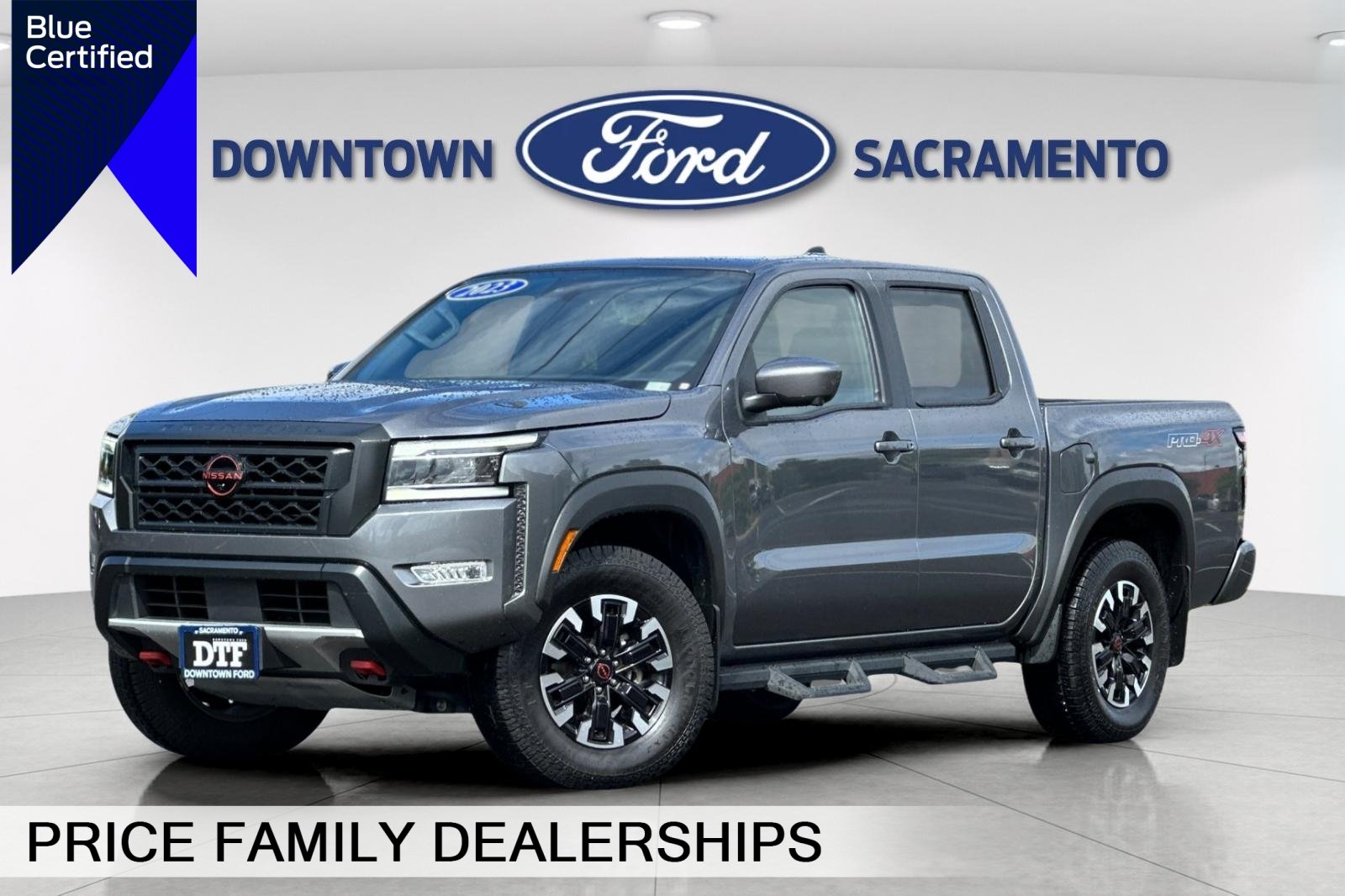 2023 Nissan Frontier PRO-4X Crew Cab 4X4's photo