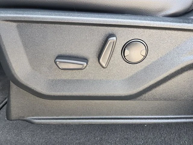 Used 2025 Avalanche Ford Lariat image 26