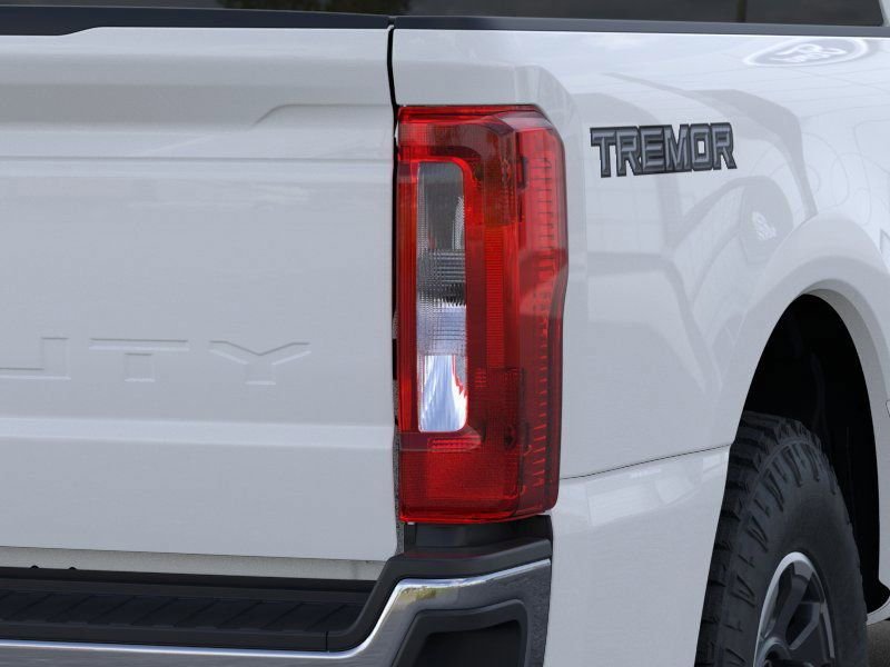 New 2026 Oxford White Ford F-350® XLT image 21