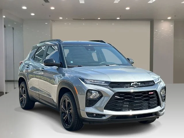 Used 2023 Gray Chevrolet RS image 7