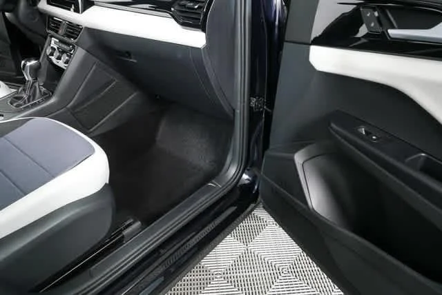 New 2026 Deep Black Pearl Volkswagen S image 22