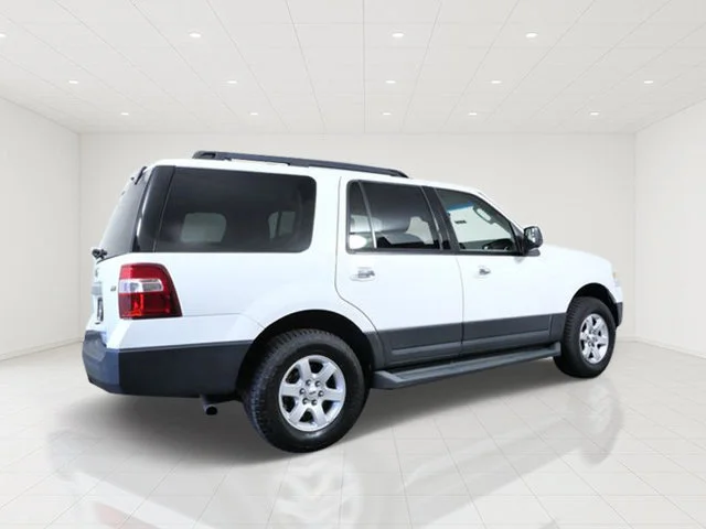 Used 2014 White Ford XL image 6