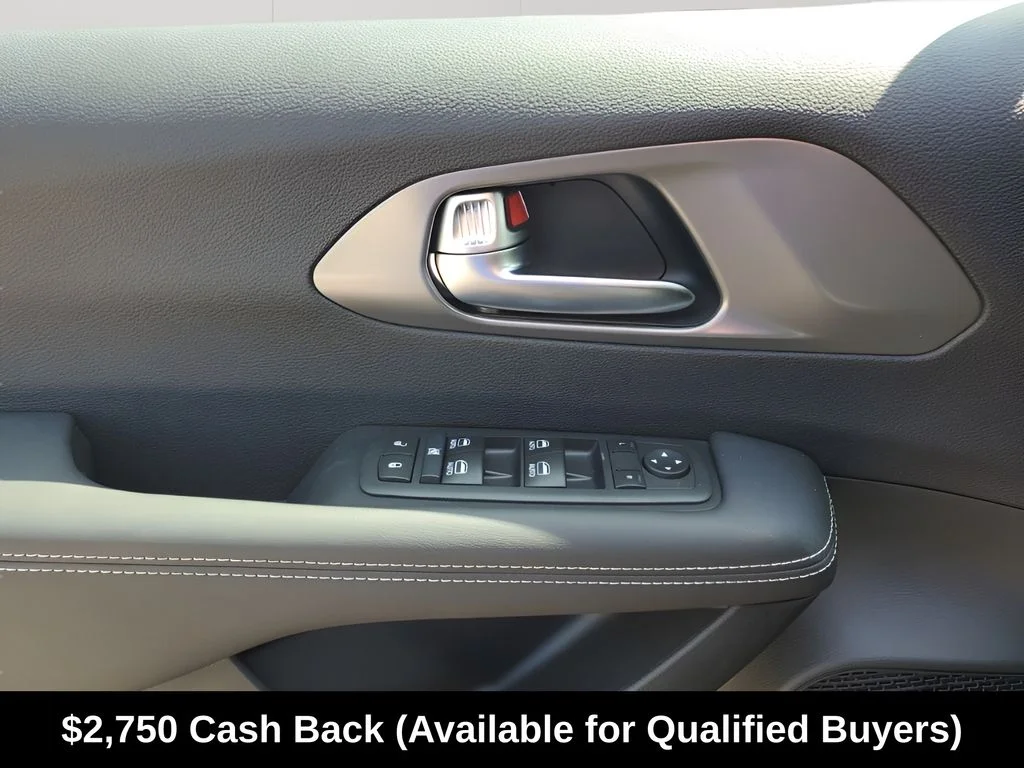 2026 Chrysler Voyager LX - Photo 28
