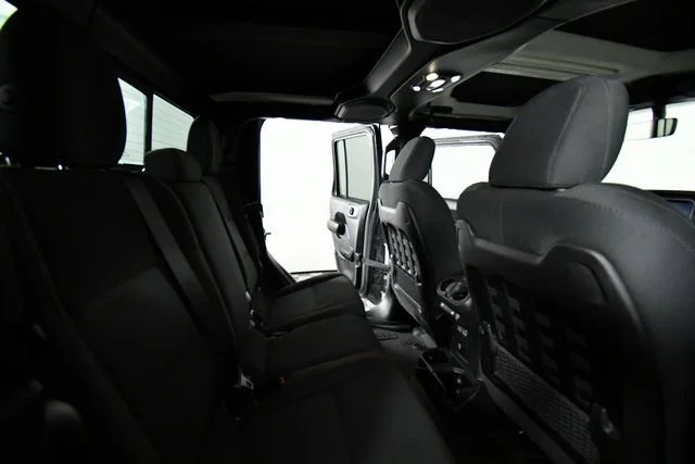Used 2022 Sting-gray Clearcoat Jeep Rubicon image 23