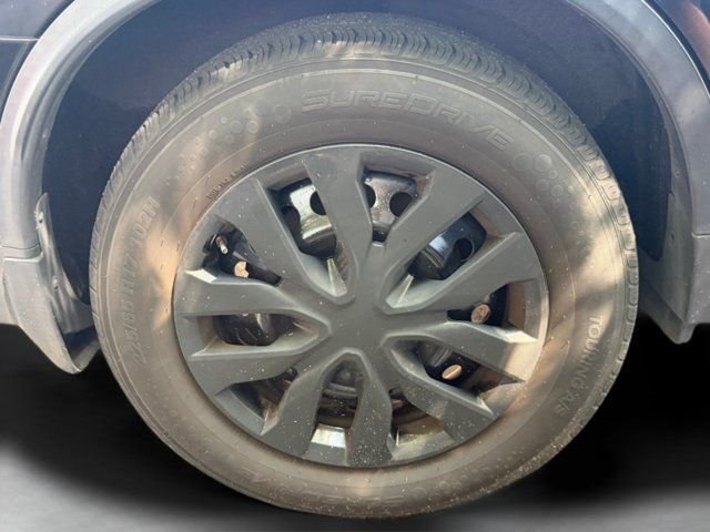 Used 2014 Black Nissan S image 24