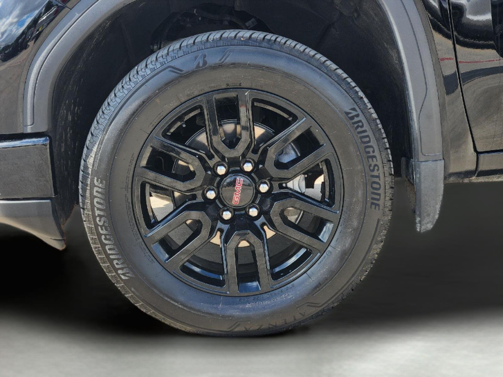 Used 2026 Onyx Black GMC Elevation image 10