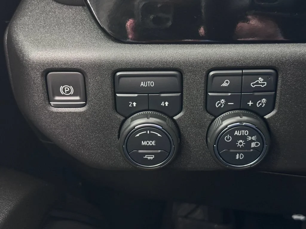 2023 Chevrolet Silverado 1500 LTZ - Photo 26