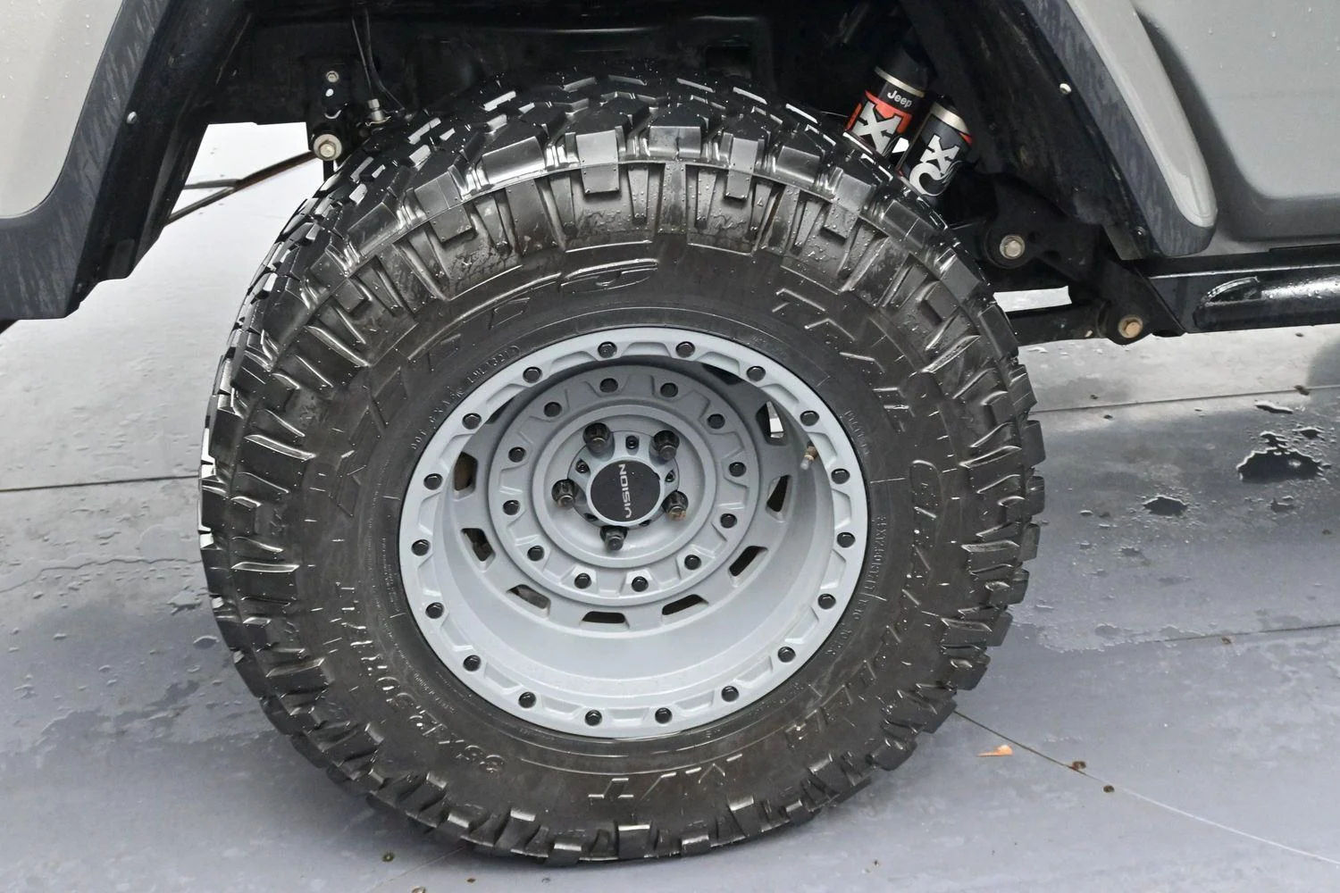 Used 2021 Sting-Gray Clearcoat Jeep Mojave image 31
