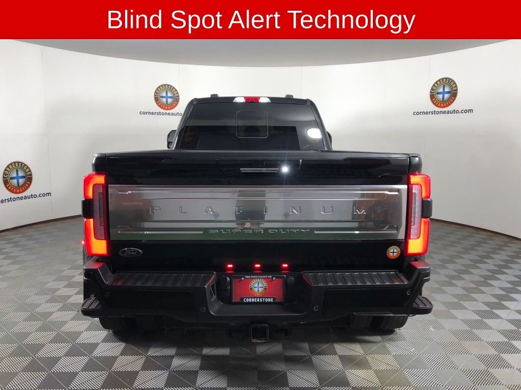 Used 2023  Ford Platinum image 18