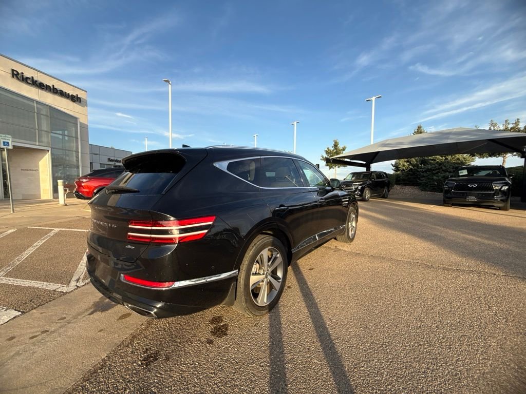 Used 2023 Black Genesis 2.5T image 4