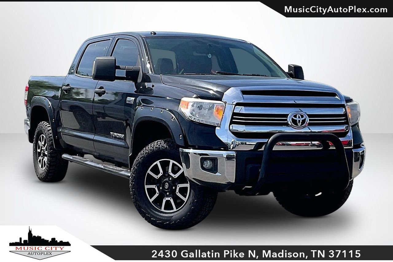 2017 Toyota Tundra SR5 5.7L FFV Crew Max Short's photo