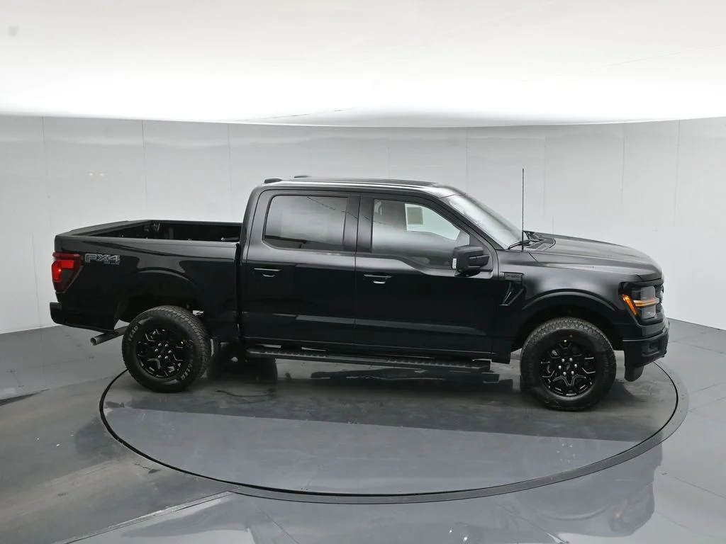 New 2026 Agate Black Metallic Ford XLT image 58