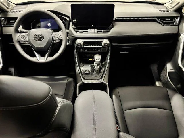 Used 2024 MAGNETIC GRAY MET. Toyota  image 11