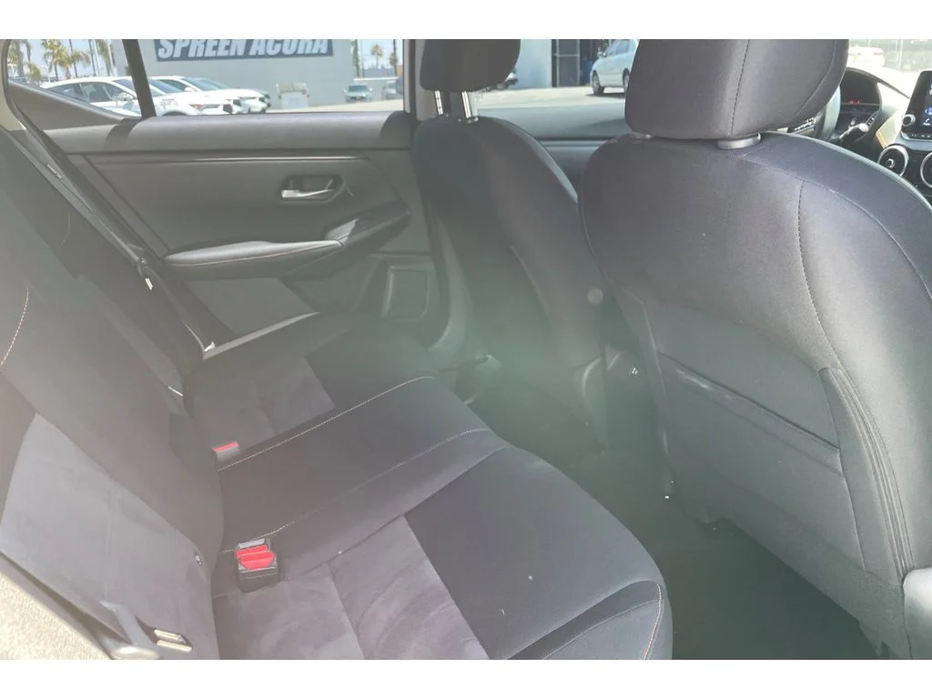 Used 2022 Aspen White TriCoat Pearl Nissan SR image 16