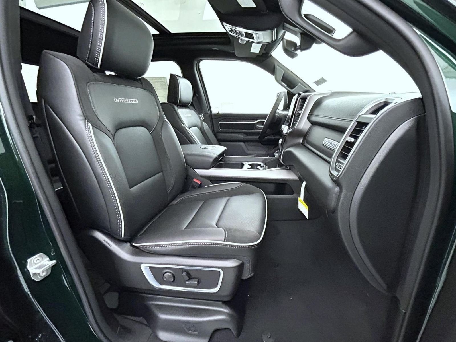 New 2026 Serrano-Green Metallic Exterior Paint RAM Laramie image 15