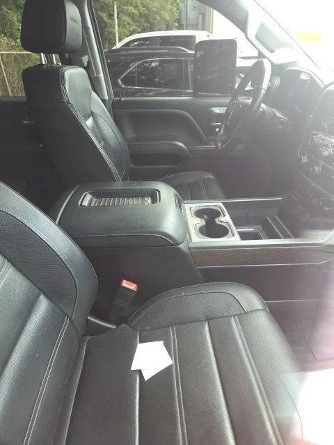 Used 2018 Gray GMC Denali image 10