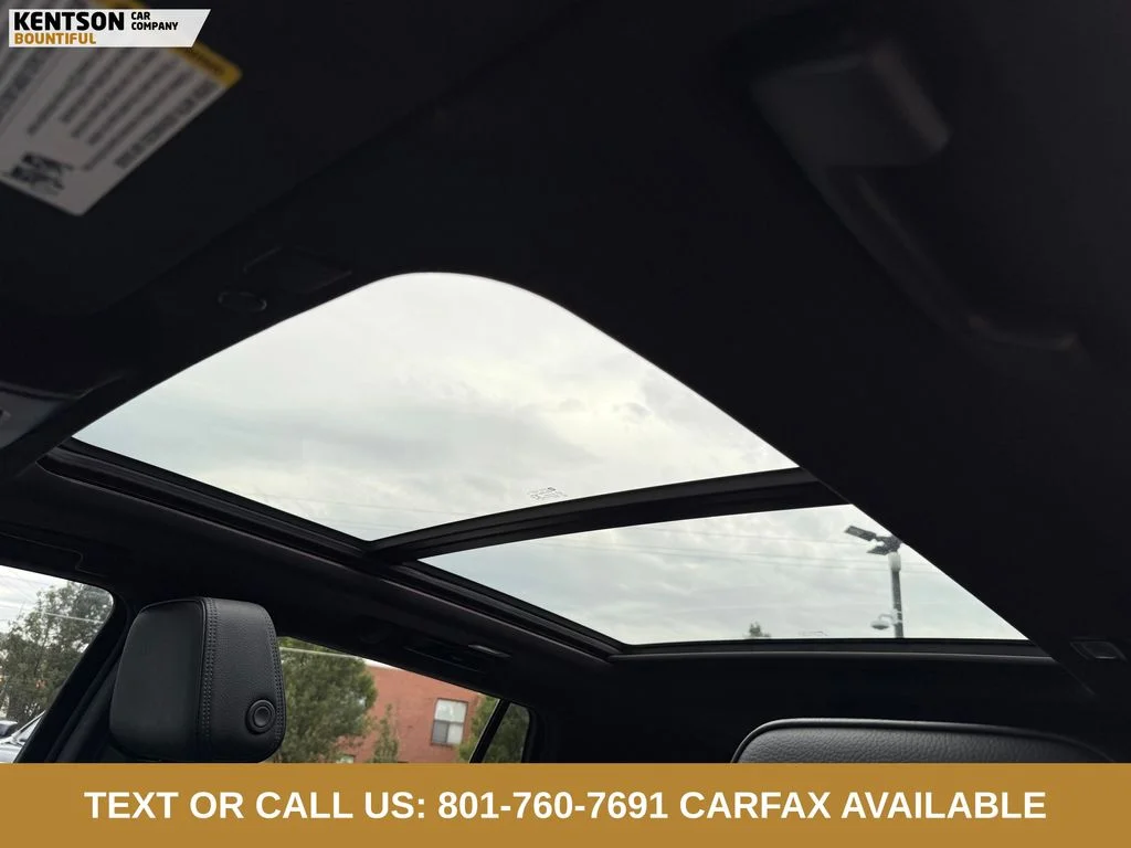 Used 2022 Black GMC Denali image 29