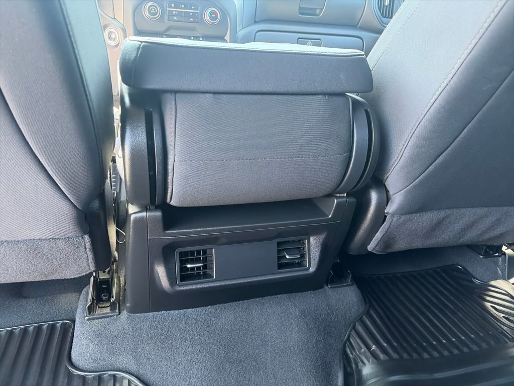 Used 2025 White Chevrolet Custom image 37