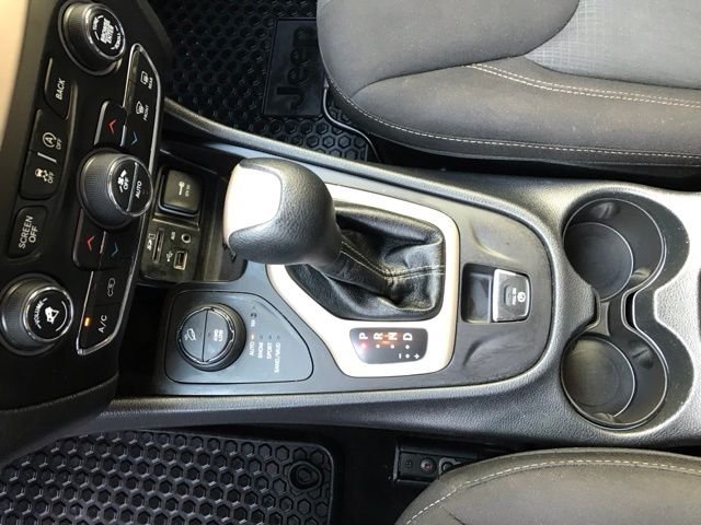 2017 Jeep Cherokee Latitude - Photo 20