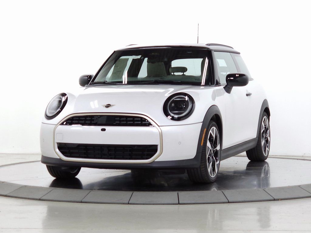 Used 2025 White Metallic MINI Iconic image 3