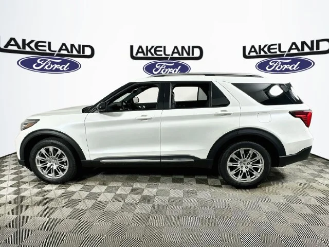 New 2026 White Ford Platinum image 6