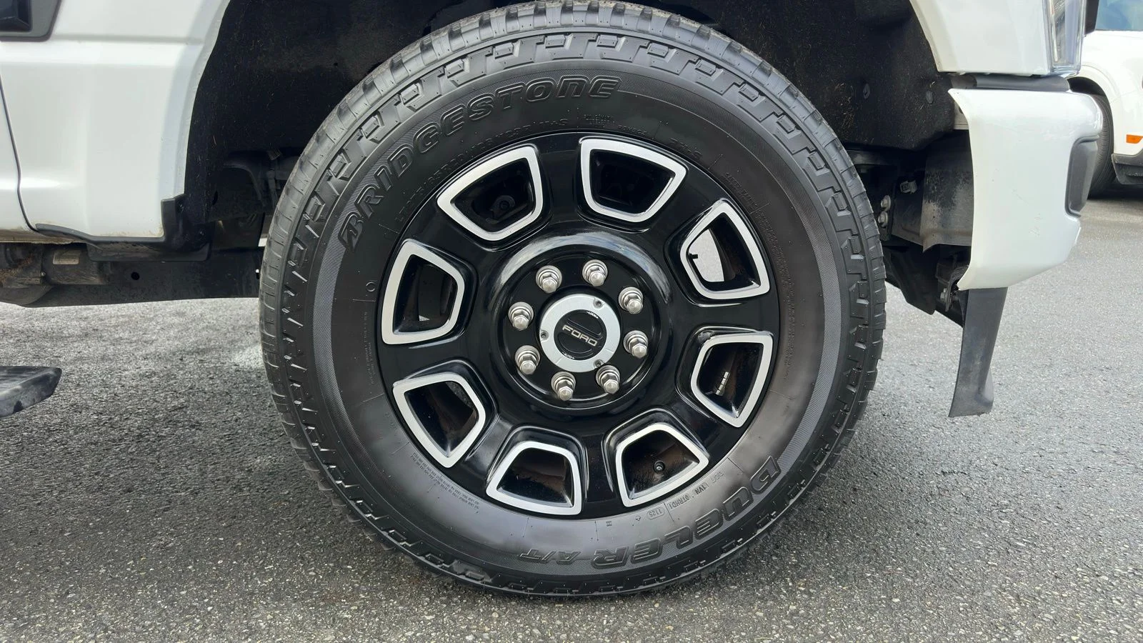 Used 2025 White Ford Platinum image 21