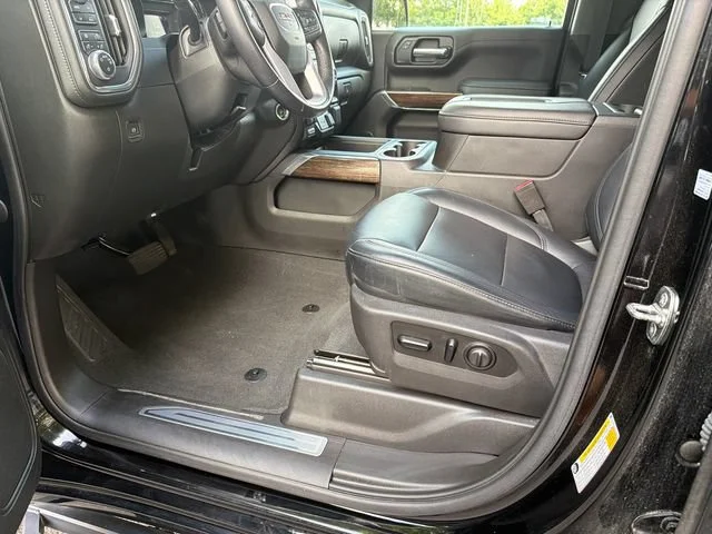 Used 2021 ONYX BLACK GMC Elevation image 9