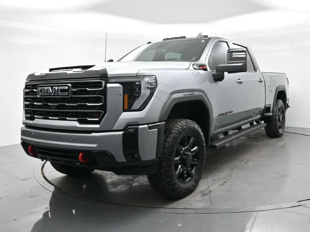 Used 2025 Sterling Metallic GMC AT4 image 3