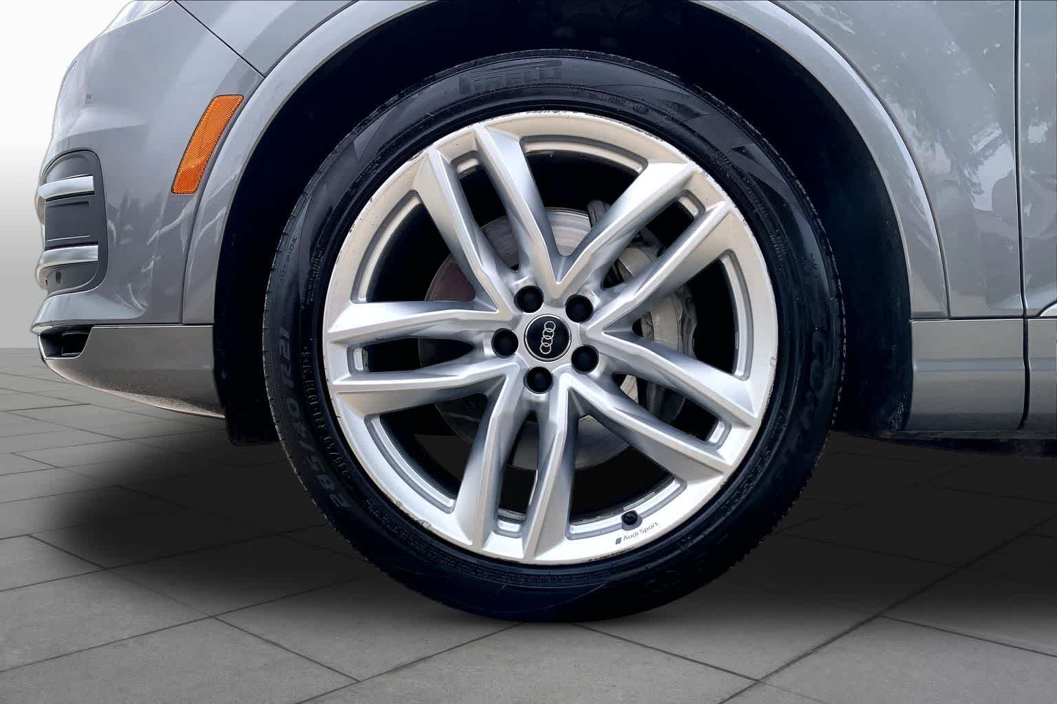 Used 2018 Graphite Gray Metallic Audi Prestige image 11