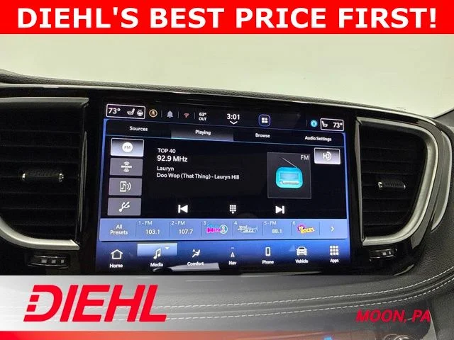 Used 2025 Black Chrysler Limited image 35