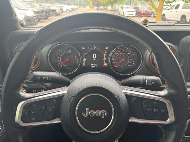 Used 2021 Black Jeep Mojave image 22