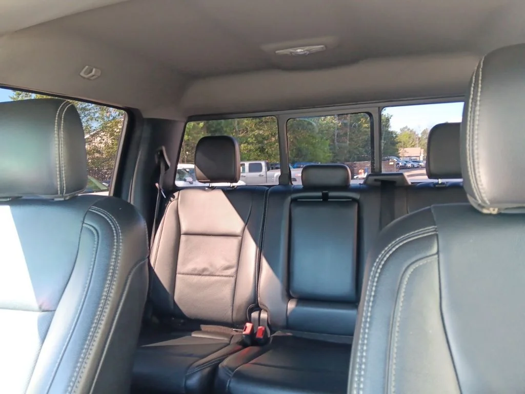Used 2019 Black Metallic Ford Lariat image 30
