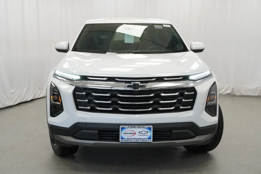 New 2026 Summit White Chevrolet LT image 32