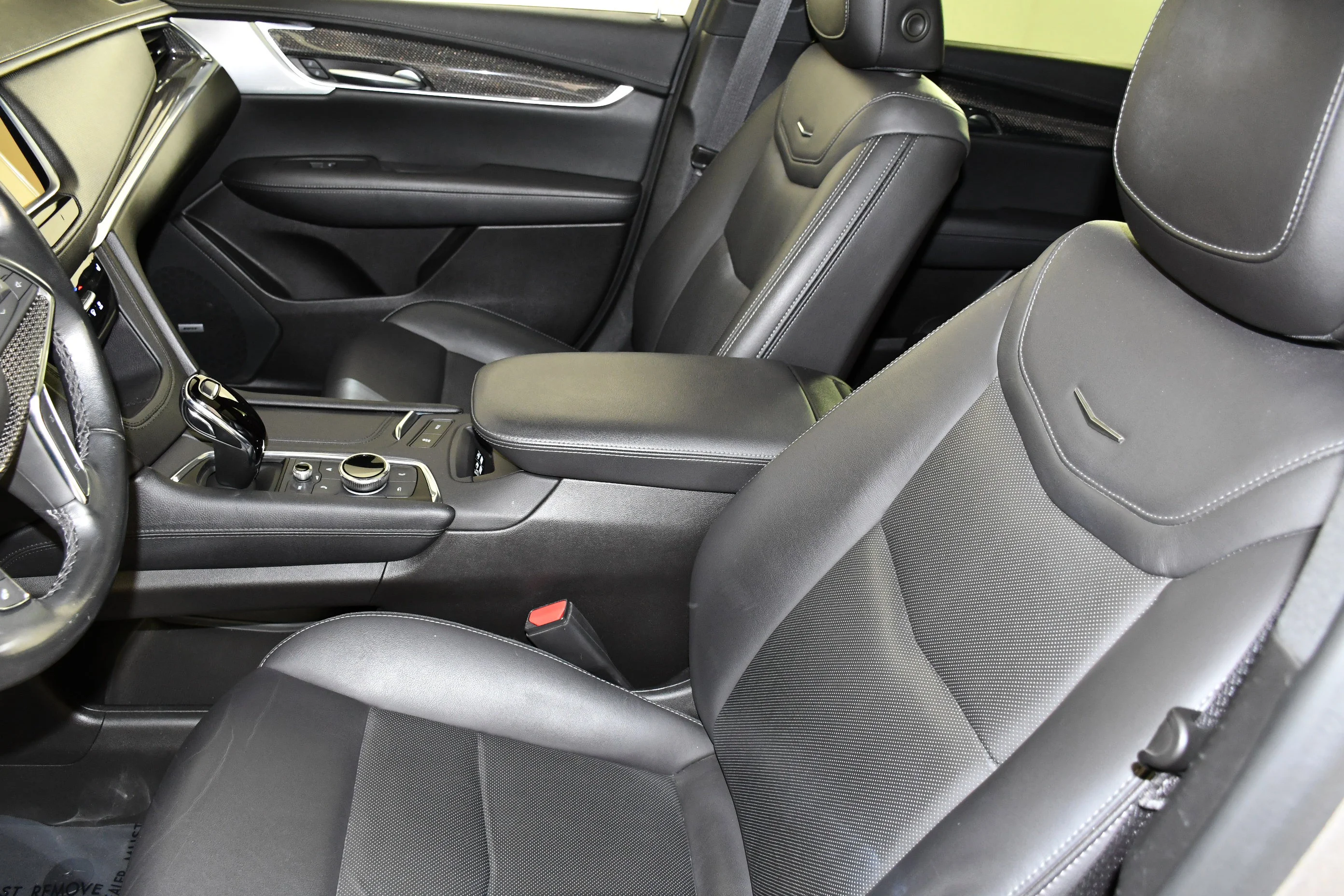 Used 2023 Latte Ea Cadillac AWD Sport image 41