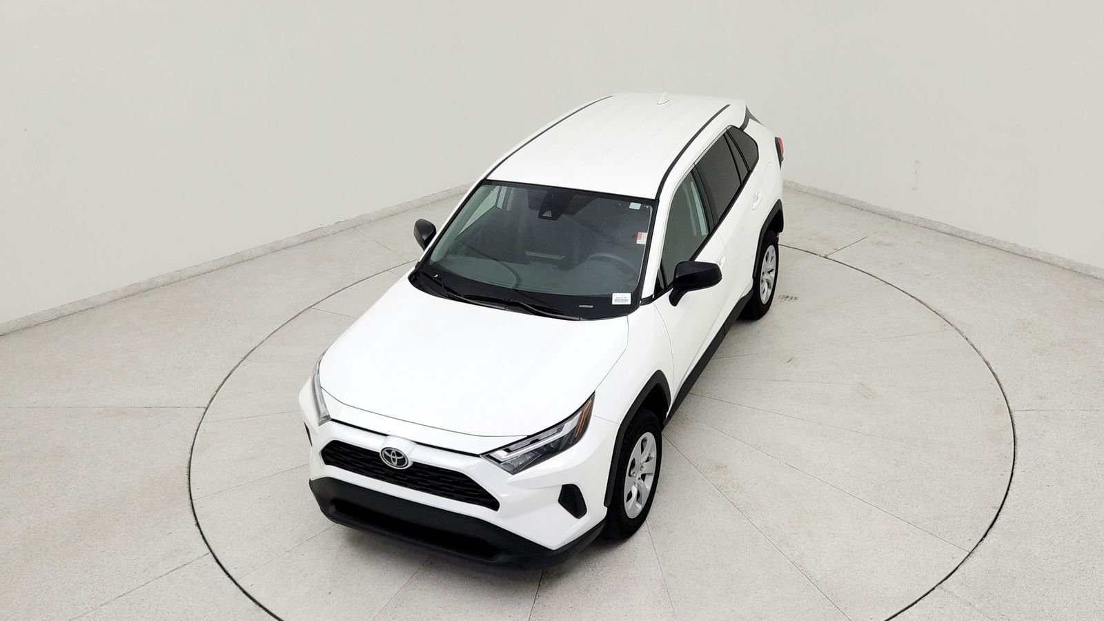 Used 2025 White Toyota LE image 16