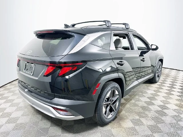 New 2026 Black Hyundai SEL image 3