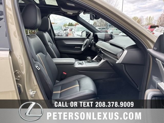 2025 Mazda CX-70 Premium Plus Package - Photo 13