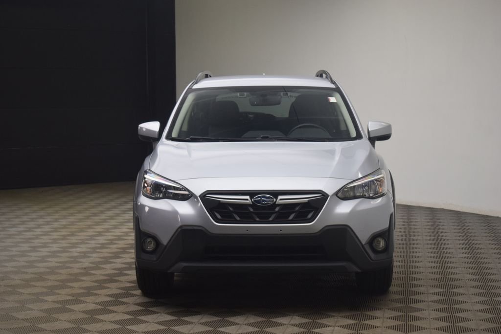 Used 2022 Ice Silver Metallic Subaru Premium image 19