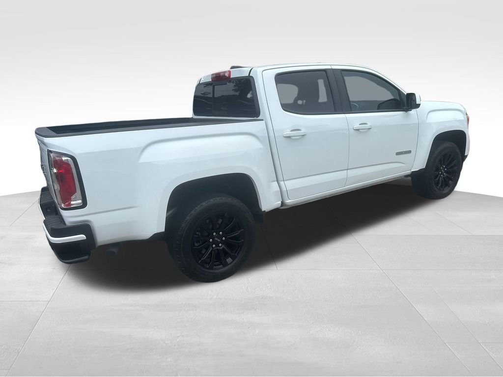 Used 2022 White GMC Elevation image 28