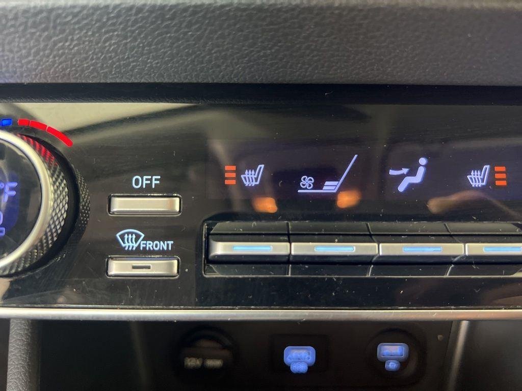 Used 2023 Carbon Blue Hyundai SEL image 18