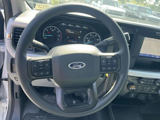 New 2026 Oxford White Ford XL image 14